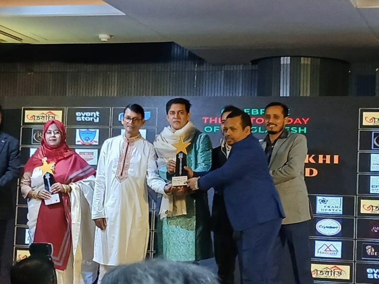 বাংলাদেশের পিচ অ্যাম্বাসিডর হিসেবে বিশেষ স্বীকৃতি পেলেন লেখক রিফাত মাহবুব সাকিব