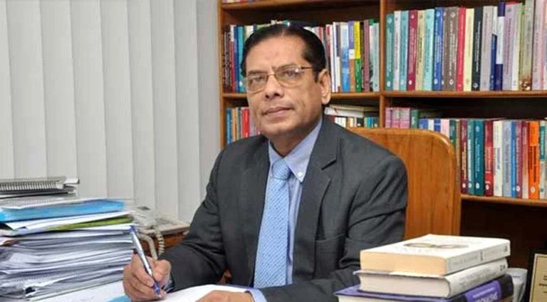 রাজস্ব ঘাটতি ও ঋণঝুঁকির সতর্কবার্তা মোস্তাফিজুর রহমানের